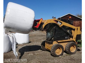 Minicargadora CATERPILLAR 216