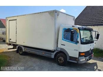 Camión caja cerrada MERCEDES-BENZ