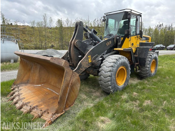 Cargadora de ruedas KOMATSU WA320