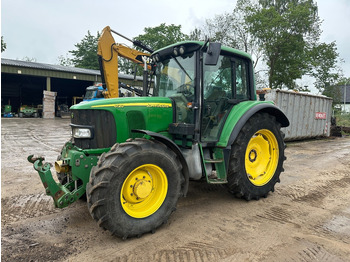 Tractor JOHN DEERE 6120