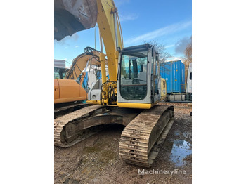 New Holland Kobelco E 215 22 T Klima - Excavadora de cadenas: foto 1 New Holland Kobelco E 215 22 T Klima - Excavadora de cadenas: foto 1