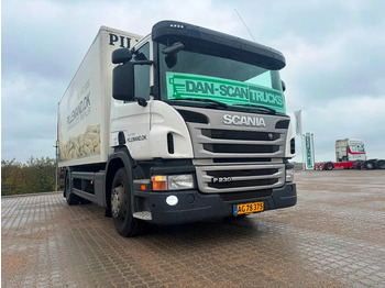 Camión caja cerrada Scania P230 inkl. lift with remote control.: foto 5