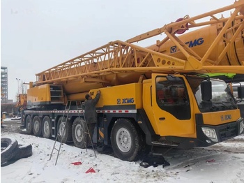 Autogrúa XCMG QAY200