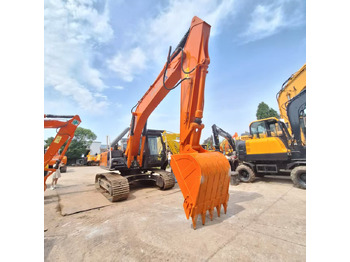 Excavadora de cadenas Hitachi ZX200 Excavator: foto 2