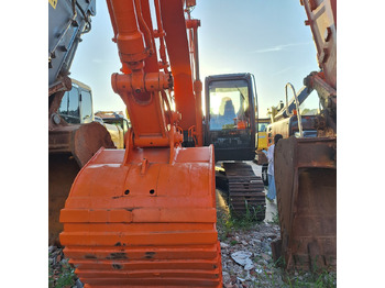 Excavadora HITACHI ZX210
