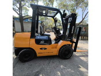 Carretilla elevadora diésel TOYOTA