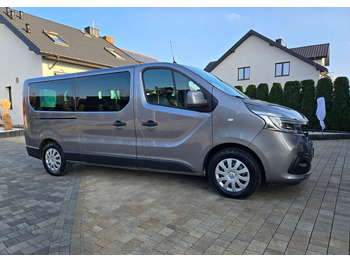 Coche RENAULT