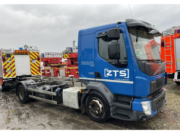 Camión chasis VOLVO FL