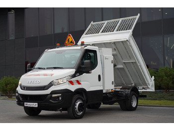 Volquete furgoneta IVECO Daily