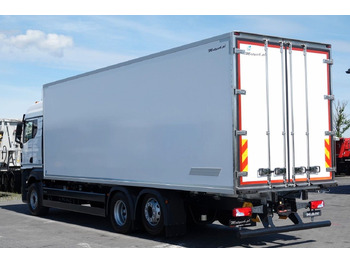 Camión caja cerrada MAN TGX 26.520 / 6x2 / CHŁODNIA -8,6 M / AGREGAT THE: foto 3 Camión caja cerrada MAN TGX 26.520 / 6x2 / CHŁODNIA -8,6 M / AGREGAT THE: foto 3