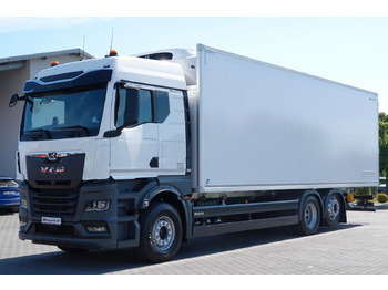 Camión caja cerrada MAN TGX 26.520 / 6x2 / CHŁODNIA -8,6 M / AGREGAT THE: foto 2 Camión caja cerrada MAN TGX 26.520 / 6x2 / CHŁODNIA -8,6 M / AGREGAT THE: foto 2