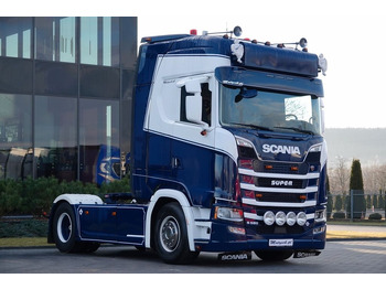 Cabeza tractora SCANIA S 580