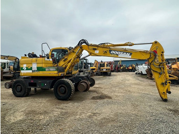Excavadora de ruedas Doosan DX 160 WR: foto 4 Excavadora de ruedas Doosan DX 160 WR: foto 4