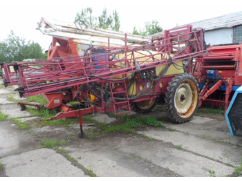 Pulverizador arrastrado HARDI