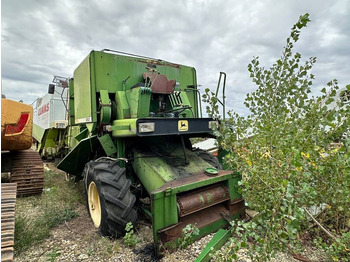 Cosechadora de granos JOHN DEERE