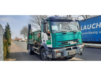 Camión portacontenedor de cadenas IVECO