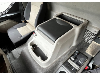 Leasing de  Renault Kerax 380 EEV // Skrzynia Burtowa // HIAB XS166 Hipro + Radio // Zwolnice //  // Renault Kerax 380 EEV // Skrzynia Burtowa // HIAB XS166 Hipro + Radio // Zwolnice //  //: foto 3