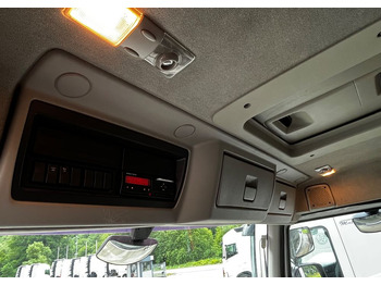 Leasing de  Renault Kerax 380 EEV // Skrzynia Burtowa // HIAB XS166 Hipro + Radio // Zwolnice //  // Renault Kerax 380 EEV // Skrzynia Burtowa // HIAB XS166 Hipro + Radio // Zwolnice //  //: foto 4