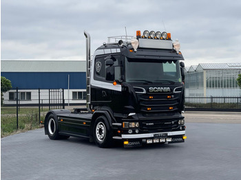 Cabeza tractora SCANIA R 520