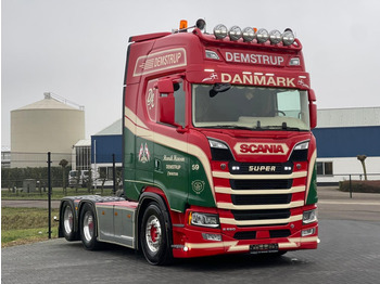 Cabeza tractora SCANIA S 650