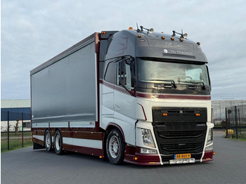 Camión caja cerrada VOLVO FH13 500