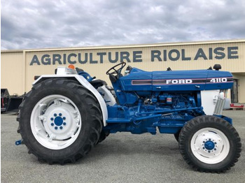 Tractor FORD