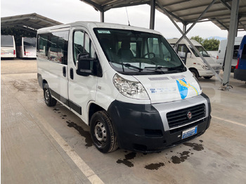Minibús FIAT Ducato