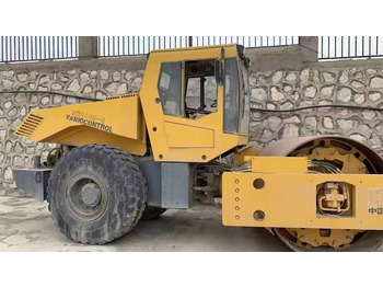 Compactador BOMAG