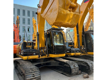 Excavadora de cadenas CATERPILLAR 323DL