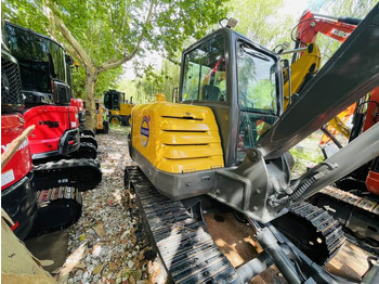 Miniexcavadora VOLVO