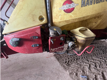Pulverizador arrastrado Hardi NAVIGATOR 6000L: foto 4 Pulverizador arrastrado Hardi NAVIGATOR 6000L: foto 4
