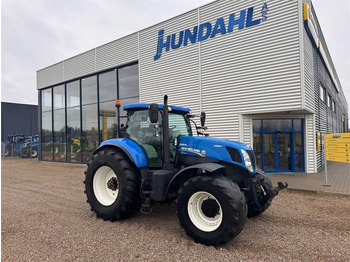Tractor NEW HOLLAND T7.220