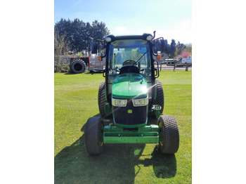 Mini tractor John Deere 4066R Compact Tractor: foto 2