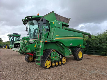 Cosechadora de granos JOHN DEERE T670
