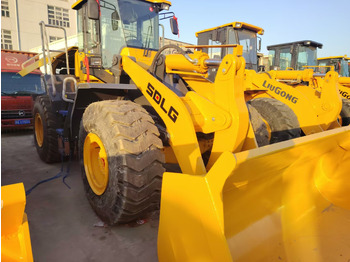 Cargadora de ruedas SDLG