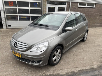 Coche MERCEDES-BENZ