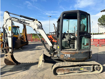 Miniexcavadora BOBCAT E26