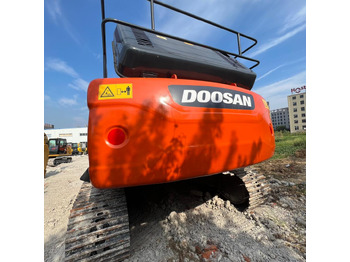 Excavadora de cadenas DOOSAN DX300: foto 3