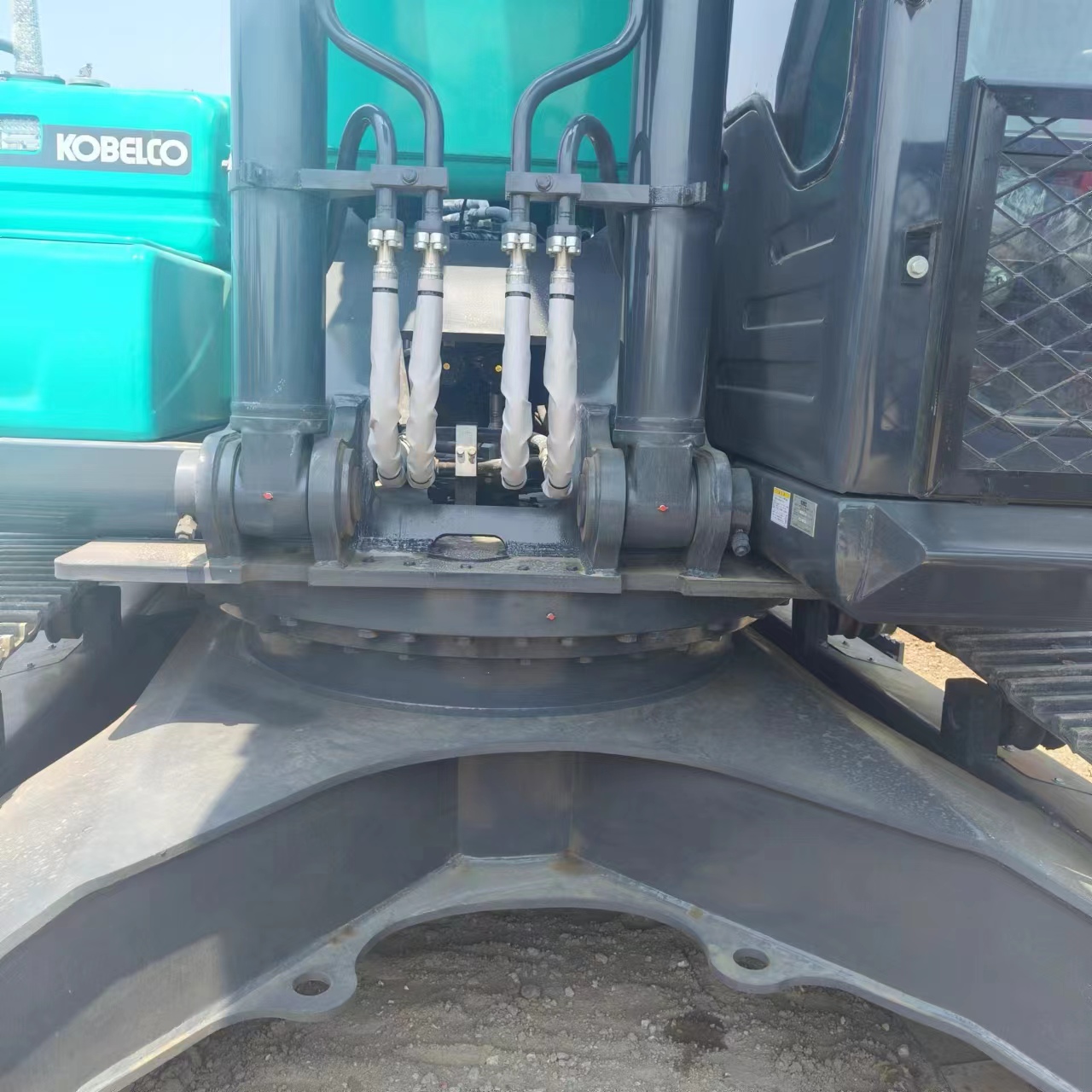 Excavadora de cadenas KOBELCO SK350: foto 5