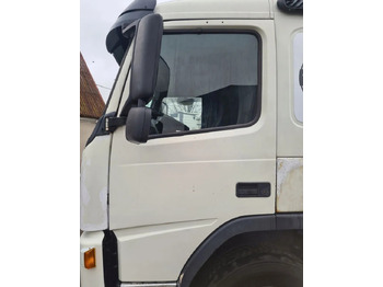 Puerta y piezas VOLVO FM9