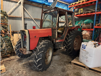 Tractor MASSEY FERGUSON 1000 series