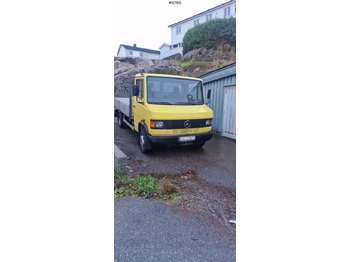 Camión caja abierta MERCEDES-BENZ Vario