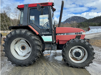 Tractor CASE IH XL