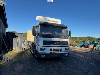 Camión portacontenedore/ Intercambiable 2002 Volvo FM 6x2.: foto 3 Camión portacontenedore/ Intercambiable 2002 Volvo FM 6x2.: foto 3