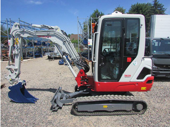 Miniexcavadora TAKEUCHI