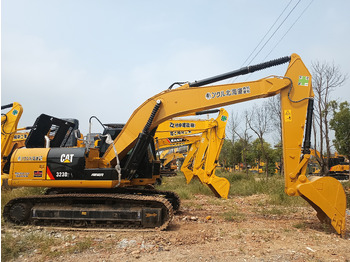 Excavadora de cadenas CATERPILLAR 323D2L