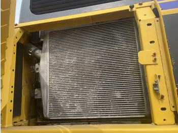 Excavadora de cadenas KOMATSU PC400-8R: foto 3