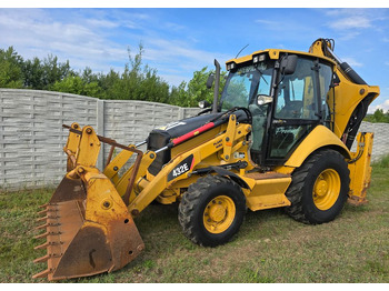 Retroexcavadora CATERPILLAR