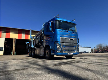 Camión VOLVO FH16