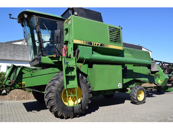Cosechadora de granos JOHN DEERE
